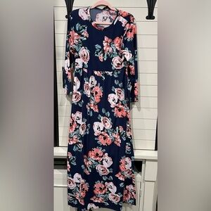 Preloved floral maxi great condition